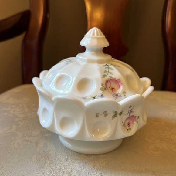Vintage Westmoreland Coin Dot milk glass candy jar, sugar dish hand painted - Picture 3 of 10